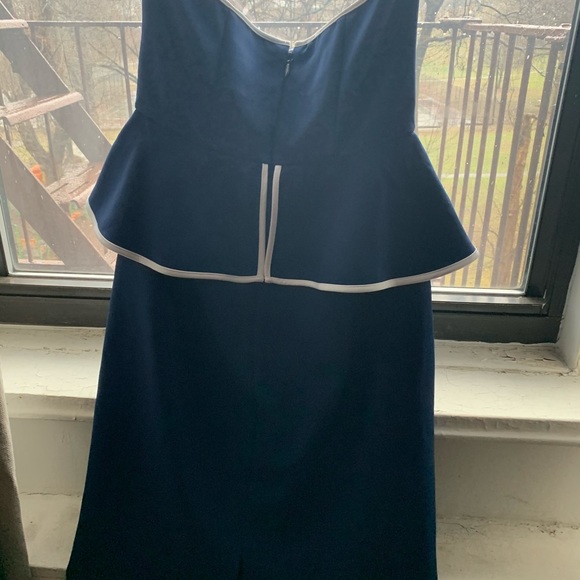 Strapless dress - Picture 7 of 7